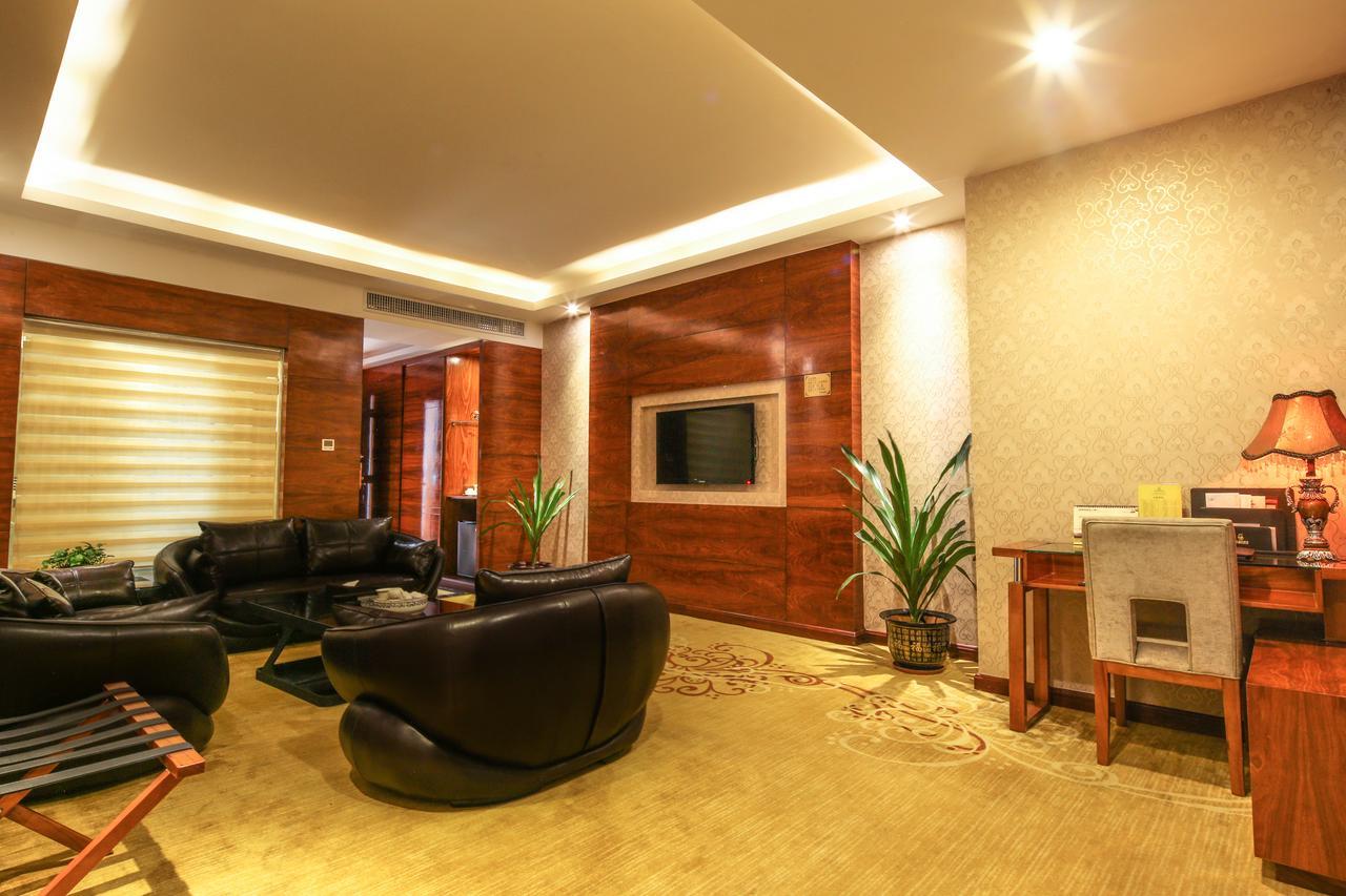 Oubon International Hotel Guangzhou Exteriör bild