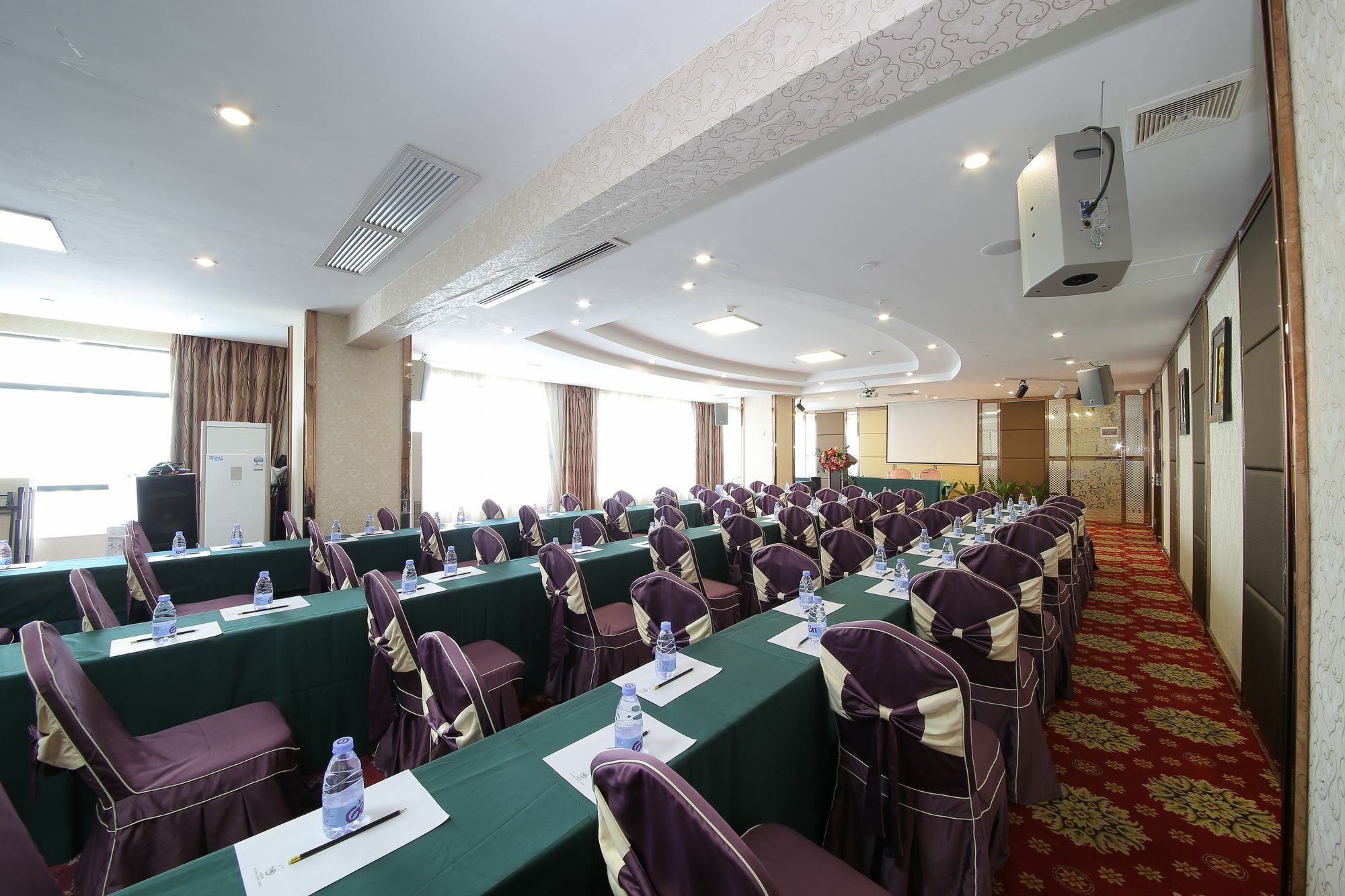 Oubon International Hotel Guangzhou Exteriör bild